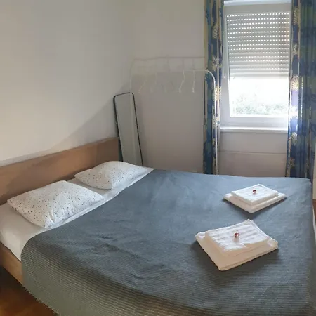 Apartment Vesna 2 Persons Njivice